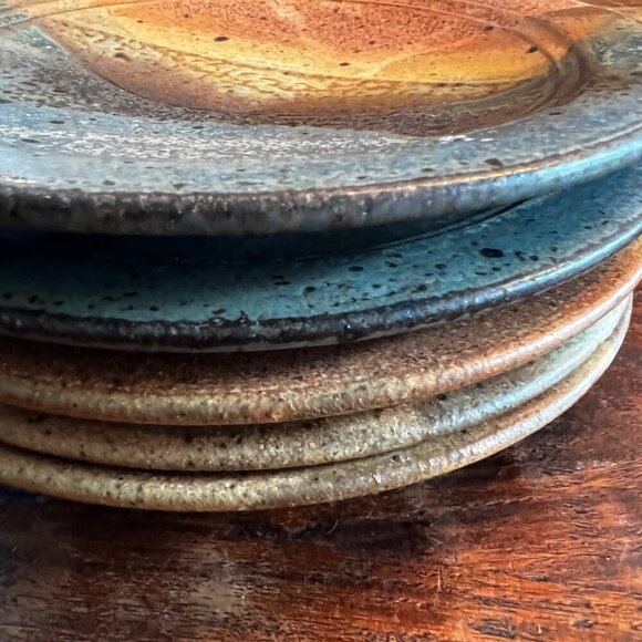 Rustic Vintage Studio Pottery Plate 8.5 - Picture 4 of 6